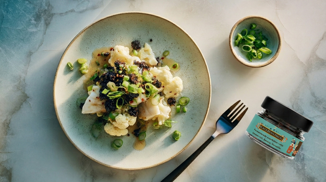 Ångad torsk med Black Bean Magic & Umamiolja